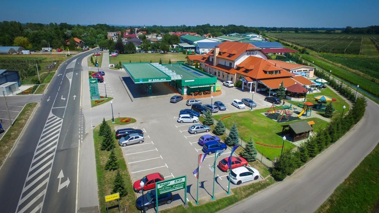 Hostel Green Donji Kraljevoc Exteriör bild